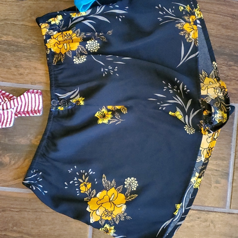 Girls bundle - Picture 2 of 5